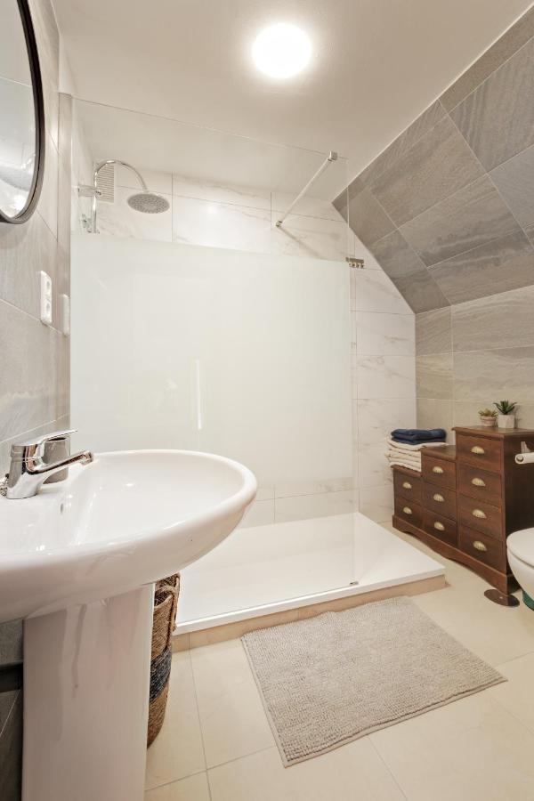 Fresh Penthouse Apartment With Great Sea Views Касарес Экстерьер фото